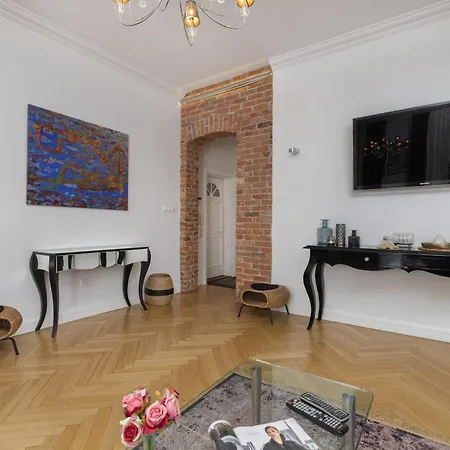 Stylish Parkowa In By Renters Сопот