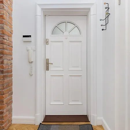Stylish Parkowa In By Renters Sopot