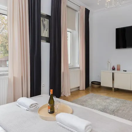 Stylish Parkowa In By Renters