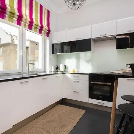 Apartment Stylish Parkowa In By Renters Sopot